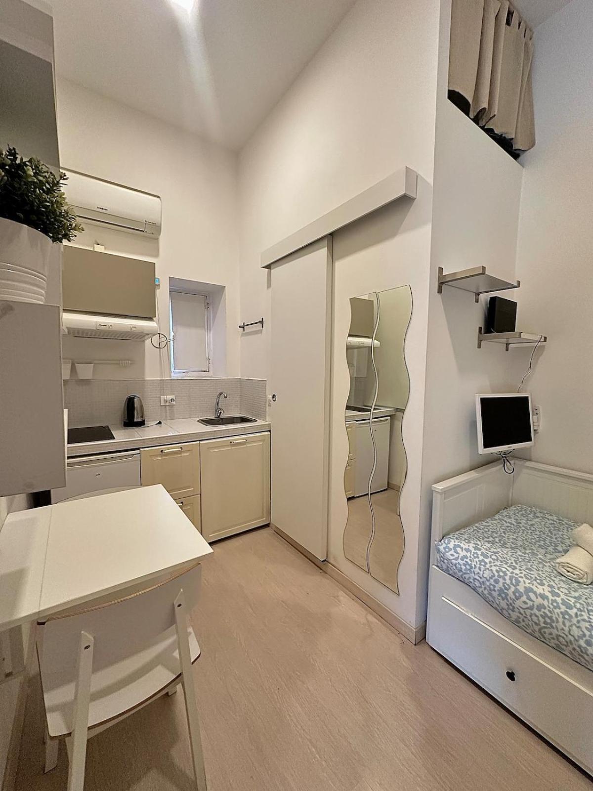 St Joseph Apartment